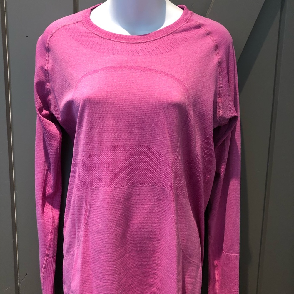Long sleeve Lululemon top